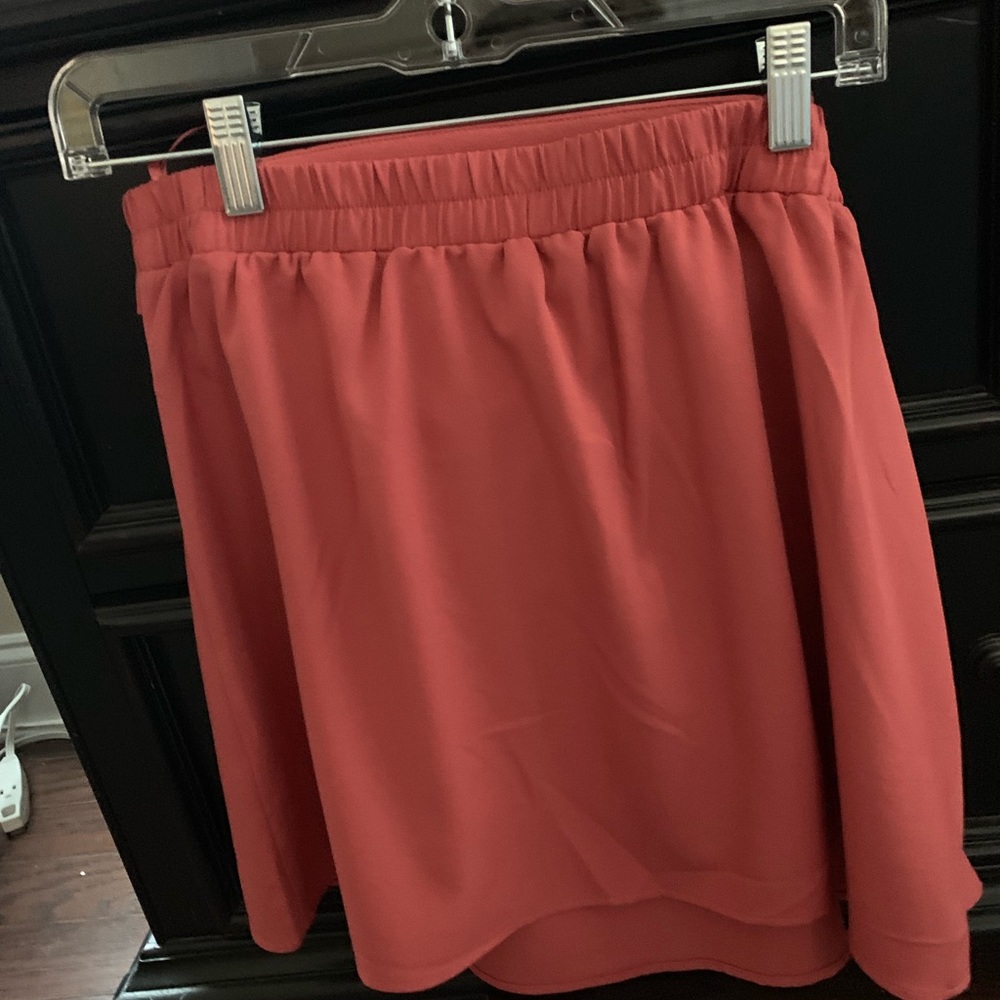 Gianni Bini coral skirt - Picture 2 of 4